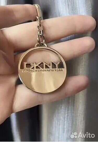 Брелок dkny