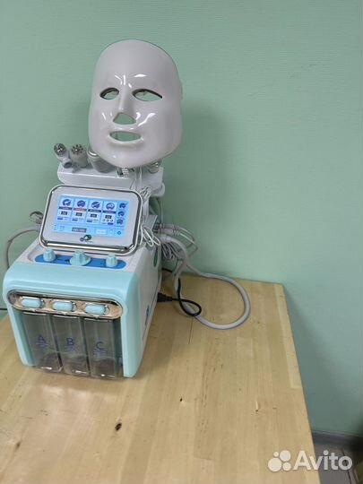 Аппарат гидропилинга H2O2 (7в1) 2 поколения мятный цвет в наличии