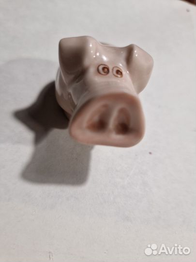 Фигурка поросенок