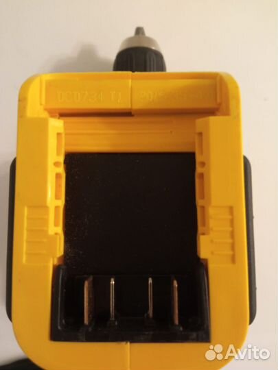 Шуруповерт dewalt