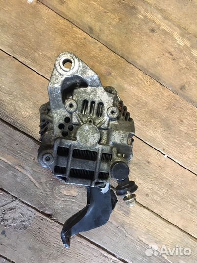 Генератор на nissan almera n16