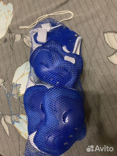 Защита детская, наколенники налокотники и перчатки