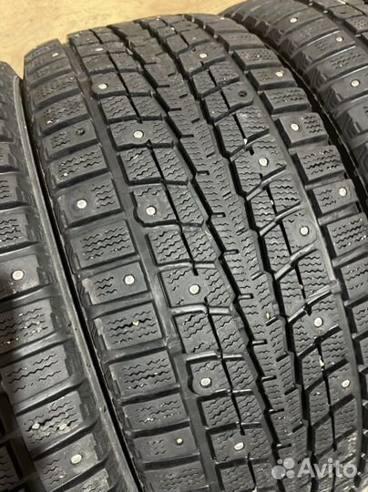 Dunlop SP Winter Ice 01 205/55 R16