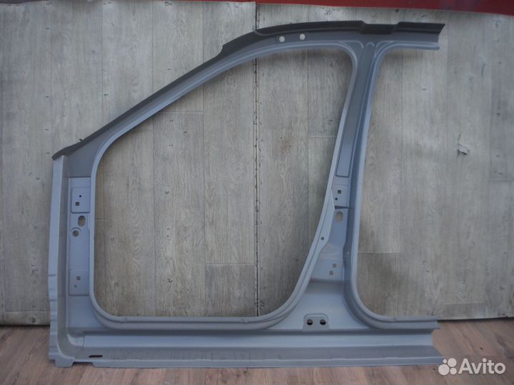 Боковина правая стойка порог №18 LADA largus 2016