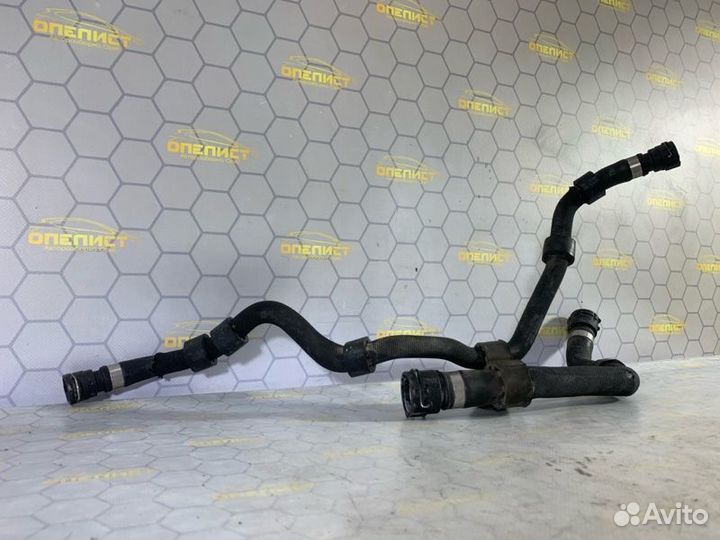 Патрубок системы охлаждения Mercedes Cla 45 Amg