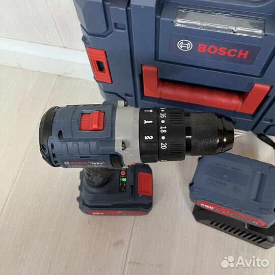 Мощный бесщеточный шуруповерт Bosch 13mm