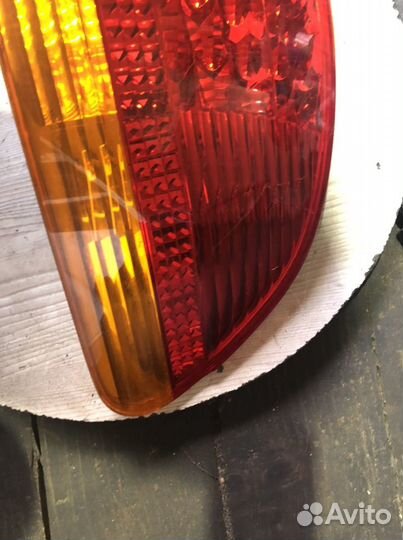 Фонарь задний правый bmw е65
