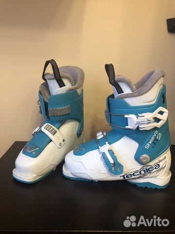 Ботинки горнолыжные