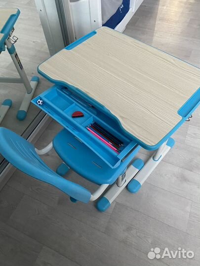 Растущий стол парта