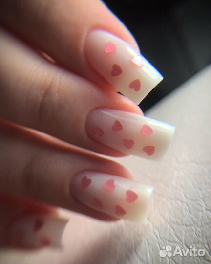 Маникюр, наращивание, коррекция ногтей