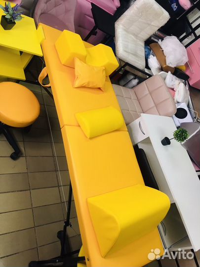 Кушетка массажная