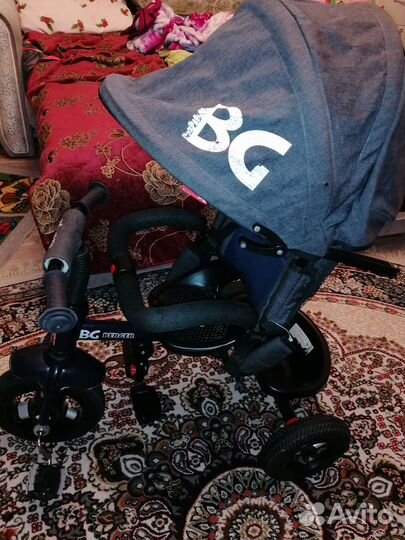 Трехколесный велосипед