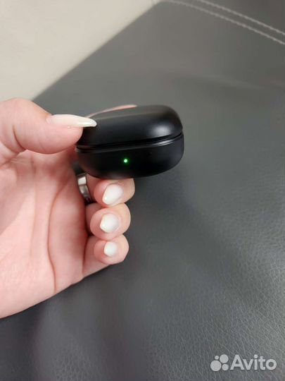 Беспроводные наушники новые