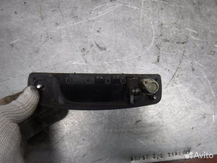 Ручка двери передняя левая Лада Нива 21214 2006