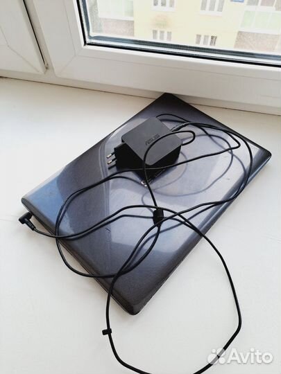 Ноутбук asus
