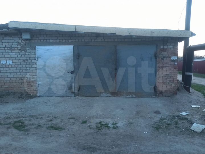 Гараж, > 30 м²