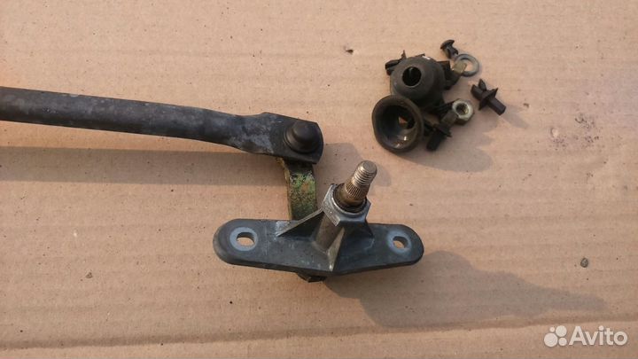 Трапеция дворников на Mercedes-Benz W123