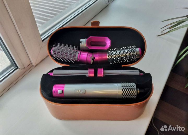 Стайлер Dyson Новый