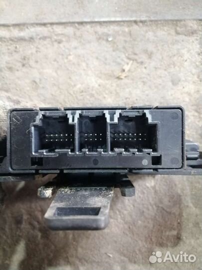 Блок управления парктрониками Opel Astra J