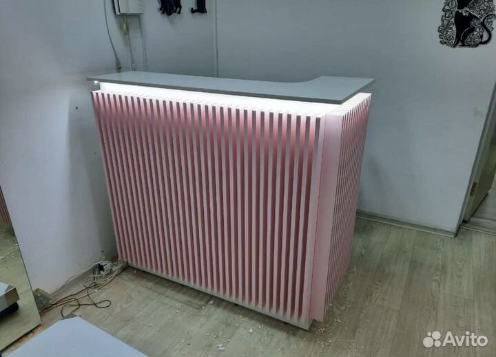 Новая Стойка-Ресепшен 