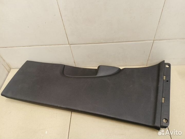 Обшивка стойки A1 2010