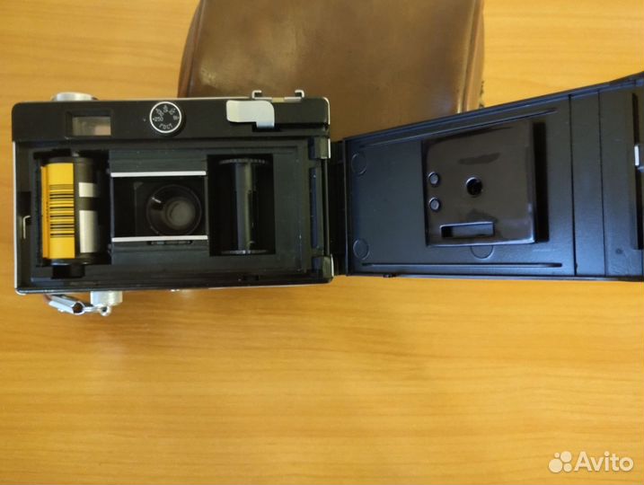 Пленочный фотоаппарат