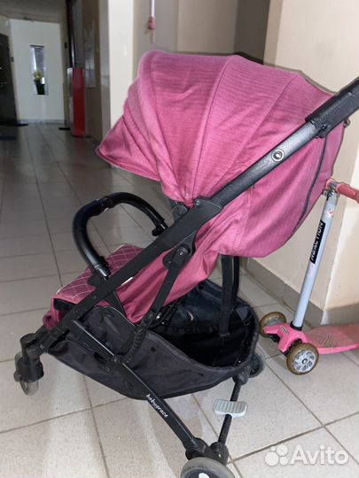 Прогулочная коляска