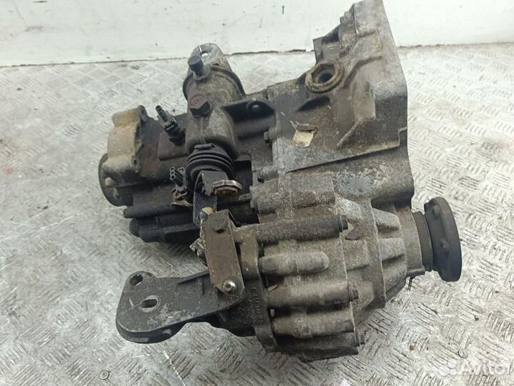Кпп 5-ст. механическая Volkswagen Golf 3 DGH