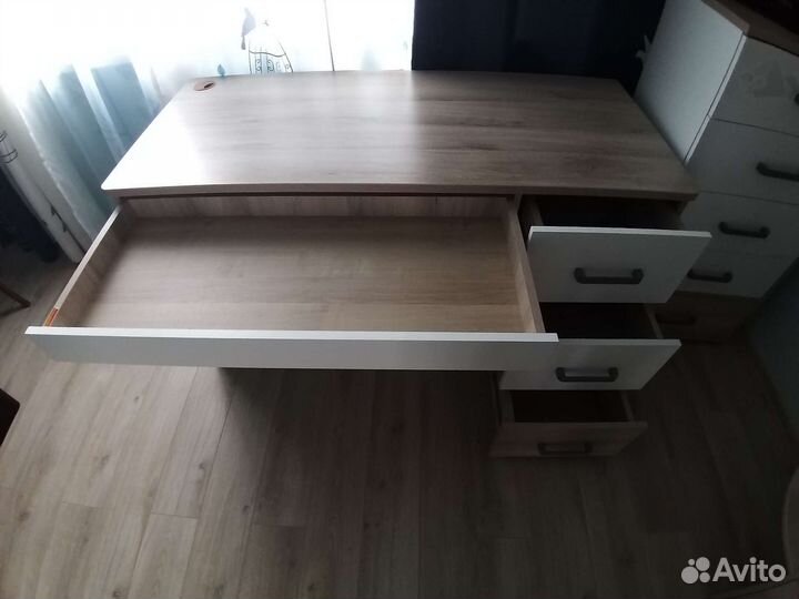 Комплект подростковой мебели