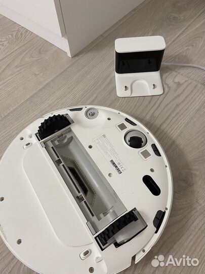 Робот-пылесос Xiaomi Mi Robot Vacuum- Mop б/у
