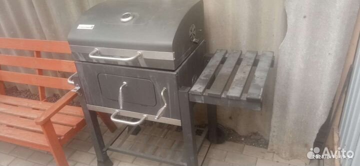 Угольный гриль-барбекю Master