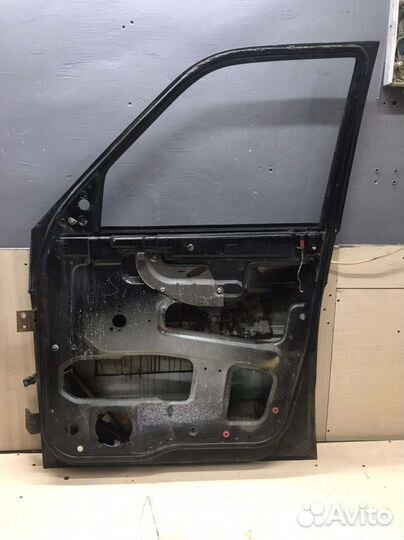 Дверь передняя правая УАЗ патриот