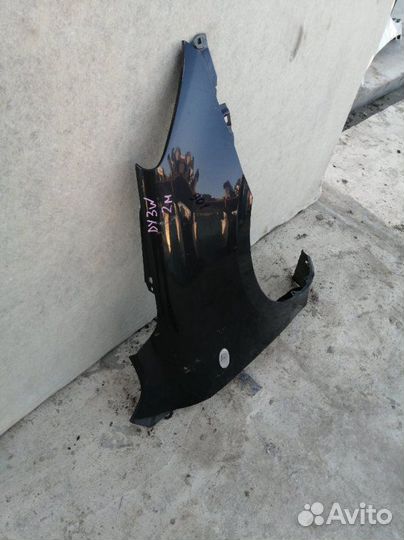 Крыло переднее правое Mazda Demio DY