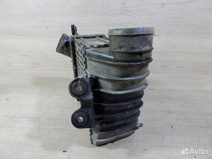 Интеркулер VW Golf IV / Bora / Audi A3 8L
