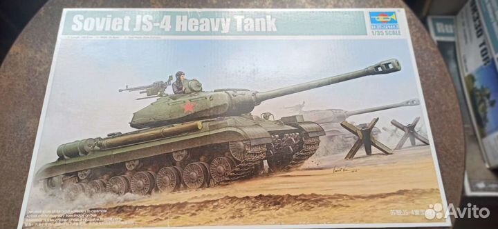 Trumpeter 1/35 ис-4