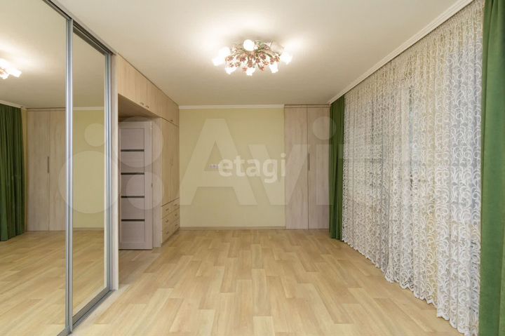 2-к. квартира, 73,6 м², 1/10 эт.