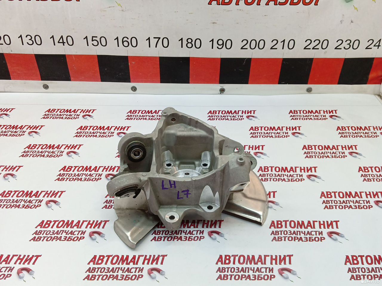 Цапфа задняя левая Lixiang L7 ultra