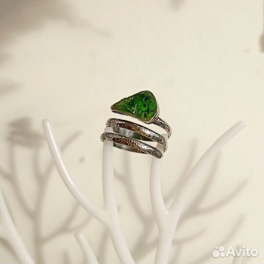 Серебряное кольцо женское