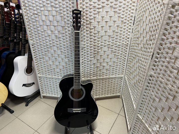 Гитара для обучения с комплектом