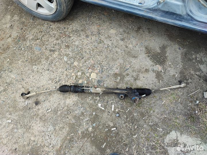 Рулевая рейка на nissan wingroad y11