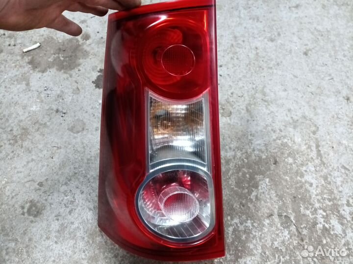 Фонарь задний ваз largus