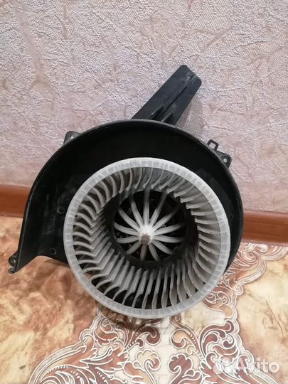 Моторчик печки на volkswagen polo
