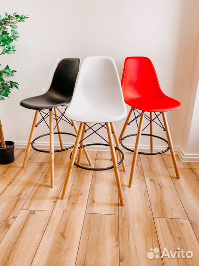 Барные стулья Eames