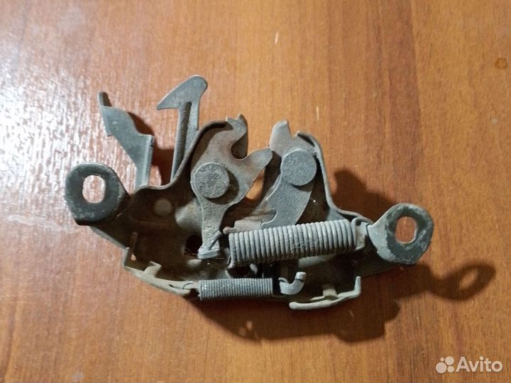 Замок капота Nissan X-Trail T30