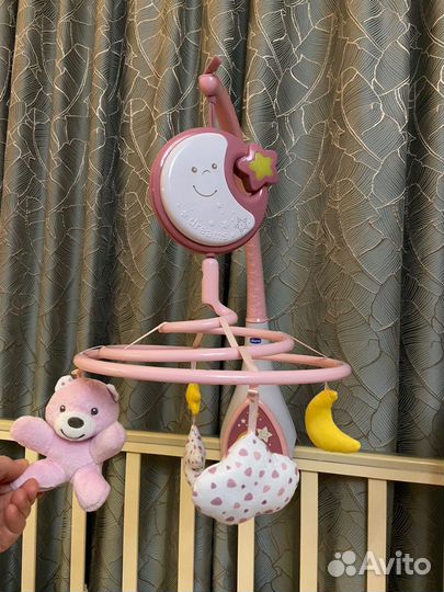 Мобиль на кроватку chicco