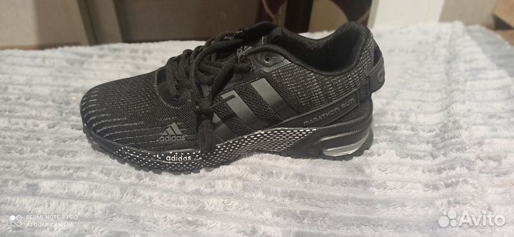 Кроссовки мужские 41 размер новые