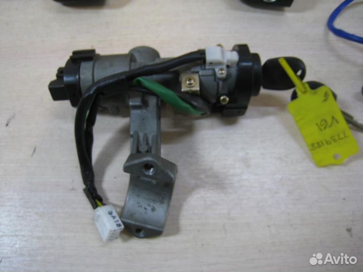 Замок зажигания KIA Sportage 2 (KM) 2005