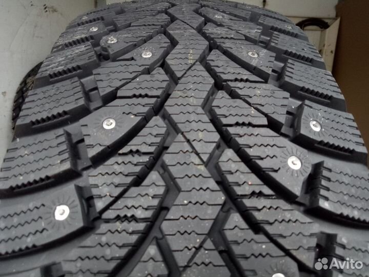 Pirelli Formula Ice 215/55 R17