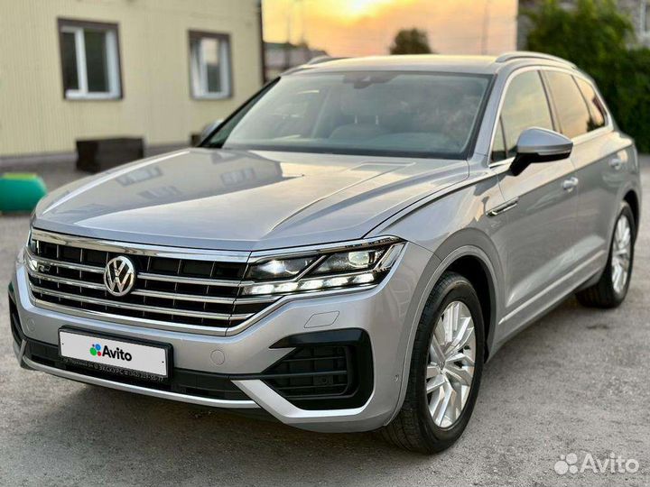 Volkswagen Touareg 3.0 AT, 2018, 215 000 км