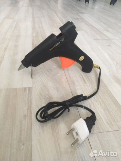 Пистолет для наращивания волос